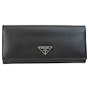 Portefeuille long Prada Saffiano en cuir noir