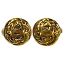 Boucles d'oreilles clip en or Coco Mark 96A de Chanel