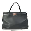 Schwarze Lederhandtasche Gucci 630595