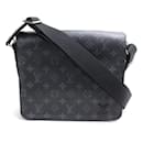 Bolsa de Ombro District PM Louis Vuitton