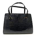 Hermes Kisslock Handbag in Black - Hermès