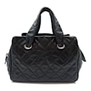 Sac Boston en cuir caviar noir Chanel