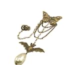 Gucci Gold Plated Butterfly Butt Cuff Faux Pearl Earrings