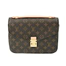 Louis Vuitton Monogram Pochette Metis MM Handbag