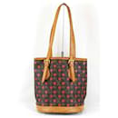 Bolsa de Ombro Cherry Bucket da Louis Vuitton