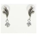 K14 White Gold Blue Moonstone Earrings in Excellent Condition - Autre Marque