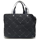 Bolsa Boston de viagem Chanel em nylon preto