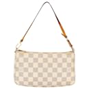 Pochette Accessoires Monogramm Damier Azur von Louis Vuitton