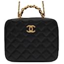 Chanel Schwarze CC Gequiltete Lammleder Handtasche Vanity Case