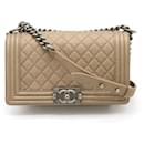 Bolso de Hombro Chanel Boy Chanel Matelassé Coco Mark Chain