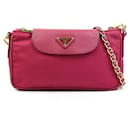 Prada Rote Nylon- und Leder-Schultertasche