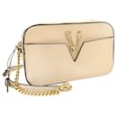 Borsa a spalla in pelle beige Virtus di Versace