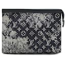 Pochette Voyage MM Tapisserie Monogram Louis Vuitton