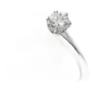 Anillo de diamante Tiffany Solitaire con borde afilado - Tiffany & Co