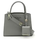 Prada kleine monochrome Handtasche