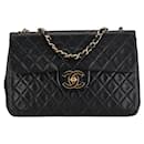 Chanel Matelassé Coco Mark Double Flap Schultertasche mit Kette