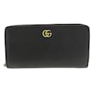 Portefeuille long Gucci GG Marmont en cuir de veau noir