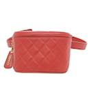 Bolso de cintura Chanel Matelassé en cuero caviar rojo