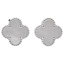 Boucles d'oreilles Van Cleef & Arpels Alhambra en or blanc K18WG