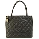 Chanel Reissue Tote Bag aus Kaviarleder