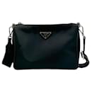 Borsa a spalla in nylon nero Prada