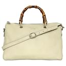 Sac Boston en cuir blanc Gucci