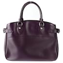 Louis Vuitton Passy PM Handbag