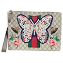 Gucci GG Supreme Clutch Tasche