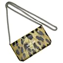 Bolso de hombro de cuero de leopardo Balenciaga