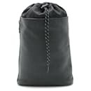 Sac à bandoulière et sac à dos pour femmes Louis Vuitton M44633