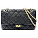 Bolsa de ombro Chanel 2.55 Matelassé com corrente