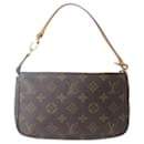 Louis Vuitton Pochette Accessoire