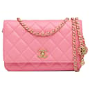 Bolso cruzado Pink Chanel de piel de cordero con perlas Crush