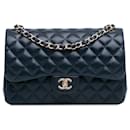 Bolso de Hombro Blue Chanel Jumbo Classic de Piel de Cordero con Doble Solapa