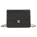 Borsa a flap singolo in pelle di agnello trapuntata nera Chanel CC