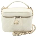 Sac Vanity à Poignée Supérieure en Cuir Caviar Matelassé Blanc Chanel CC