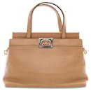 Bolso Small Linea Matisse de Gucci en color tan