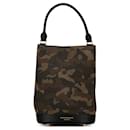 Grüne Burberry Wildleder Camouflage Schultertasche