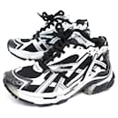 BALENCIAGA RUNNER SHOES 677403 40 BLACK WHITE SNEAKERS - Balenciaga