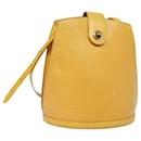 LOUIS VUITTON Sac à épaule Epi Cluny Jaune M52259 LV Auth 79989 - Louis Vuitton