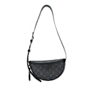 Bolsa Crossbody Moon Monograma Eclipse da Louis Vuitton