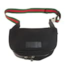 Bolso bandolera de lona técnica Sherry Line Gucci 630920