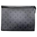 Borsa Clutch Pochette Voyage Monogram Eclipse di Louis Vuitton