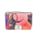 Borsa a spalla Chanel Boy con catena Chanel