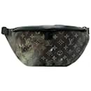 Sac banane Discovery Louis Vuitton