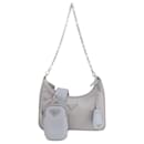 Bolso de nylon gris Prada