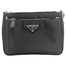 Bolso de Hombro Prada Tessuto Triangle Plate