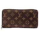 Louis Vuitton Zippy Wallet