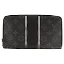 Louis Vuitton Monogram Eclipse Flash Zippy Organizer