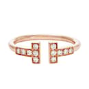 Anel de fio de diamante Tiffany T em ouro rosa - Tiffany & Co